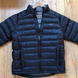 L.L. Bean Men’s Ultralight 850 Down Jacket (FREE SHIPPING)